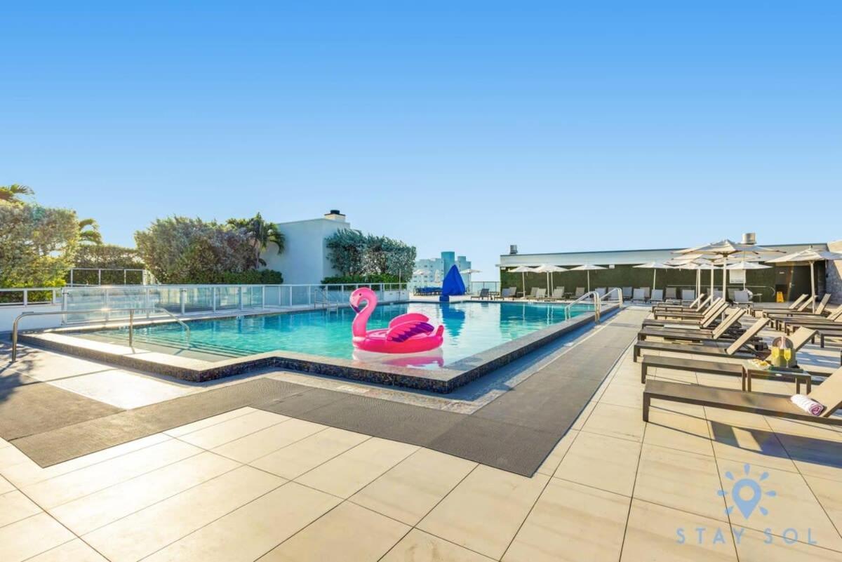 Tropical Oasis - Rooftop Pool- Near Beach - Gym Hollywood Zewnętrze zdjęcie